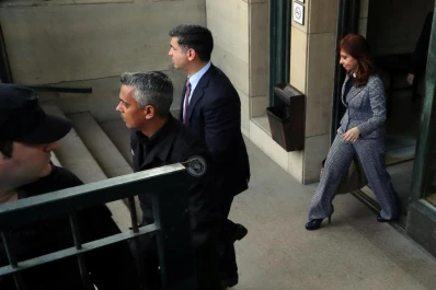 Un fallo sobre “Hotesur” complica a Cristina