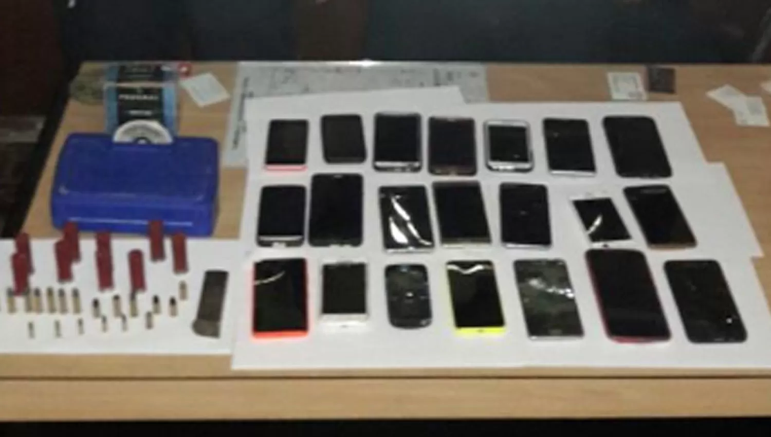 Atraparon a dos miembros de una banda de motochorros y secuestraron 20 celulares