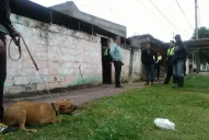 Robo de la estatua: hubo que “sobornarlos” para concretar el allanamiento