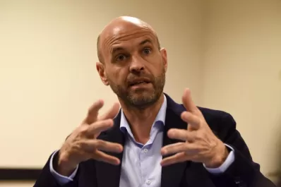 Dietrich defendió el aumento de   las tarifas de gas