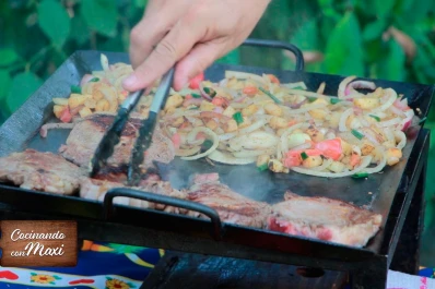 Hoy, en Cocinando con Maxi: ojo de bife con verduras desde Las Yungas