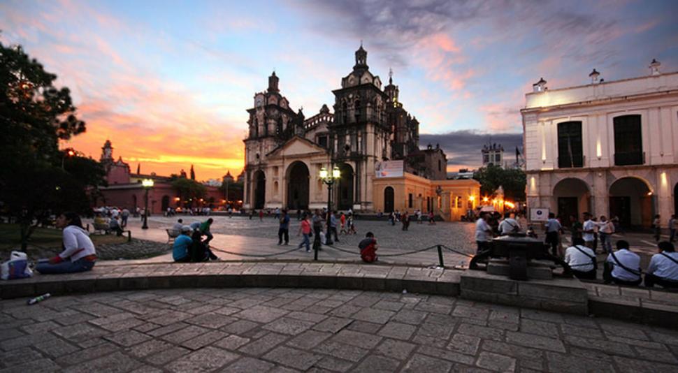 El 65 % de los argentinos elige los viajes cortos