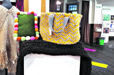 La artesanía se apoderó del Mercado Cultural