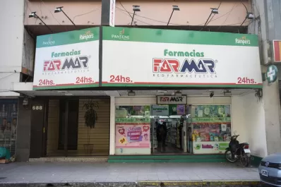 Video: encañonan a empleados de una farmacia y se llevan $ 100.000
