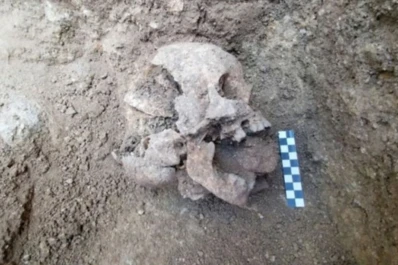 Conmoción: hallaron la tumba de un “niño vampiro”
