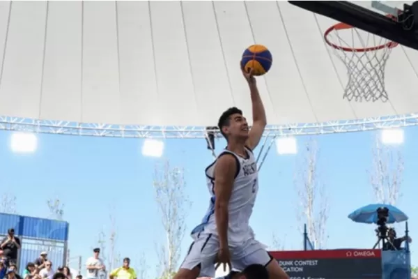 Fausto Ruesga se quedó con la medalla de oro en las volcadas de básquet