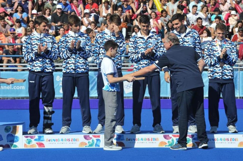 BRONCE. Los “Leoncitos” terminaron en el tercer lugar del podio. TELAM