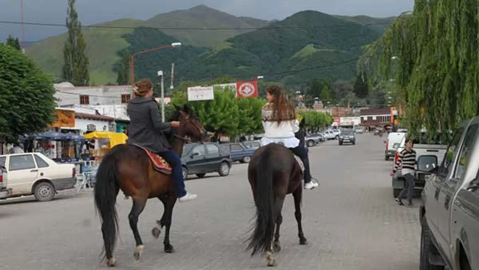 Fin de semana largo: vinieron más turistas que el año pasado a Tucumán, pero gastaron menos