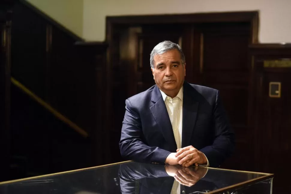 LLAMADO. Roberto Artavia sostiene que faltan instituciones que garanticen el desarrollo sustentable. la gaceta / foto de diego aráoz