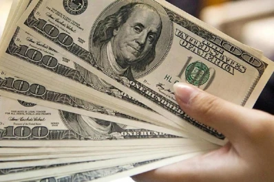 El dólar cedió 43 centavos, a $ 37,10