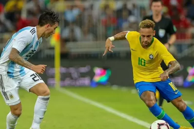 Renzo Saravia, el jugador de Racing que neutralizó a Neymar y sería titular ante San Martín