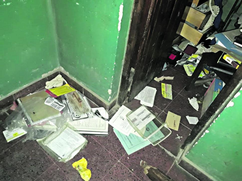LAS SECUELAS. Cada vez que los ladrones ingresaban a la casa de la mujer revolvían todo. la gaceta / foto de héctor peralta 