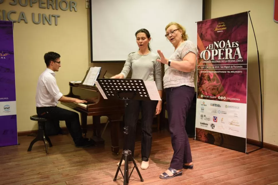 MAESTRA DE CANTO. Experiencia y trayectoria son los pilares en la enseñanza de la destacada cantante. LA GACETA / FOTO DE JOSÉ NUNO.-