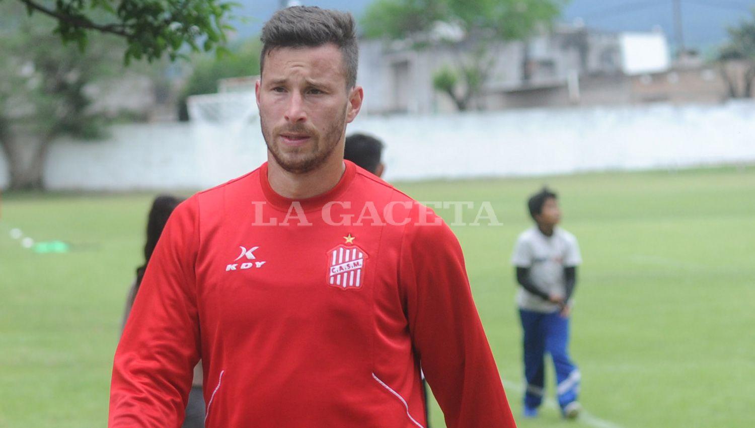 SIN MINUTOS. Luciano Pons es el único de los refuerzos que aún no debutó con la camiseta del santo.