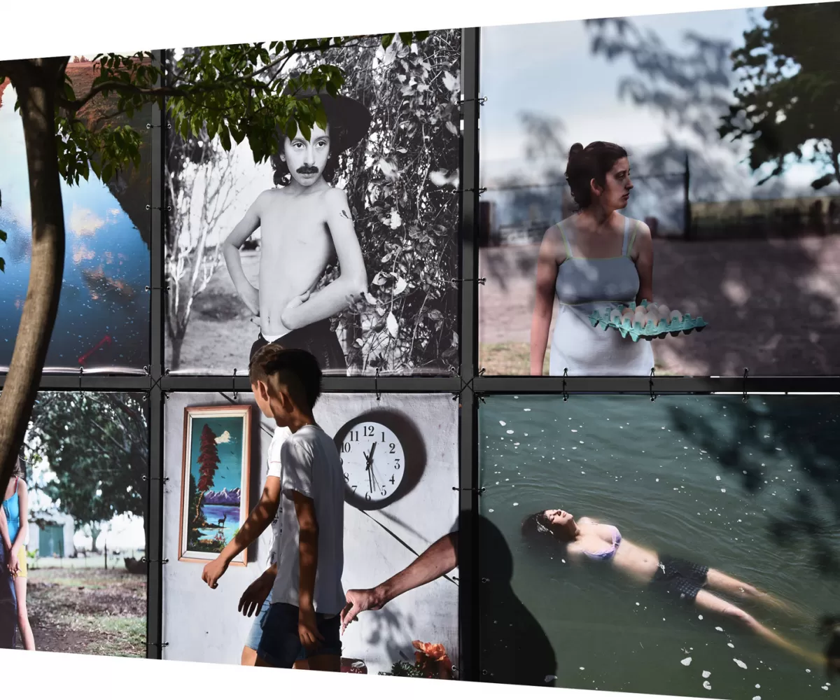 Con la 8a Bienal de Fotografía Documental, las imágenes tomaron la ciudad 