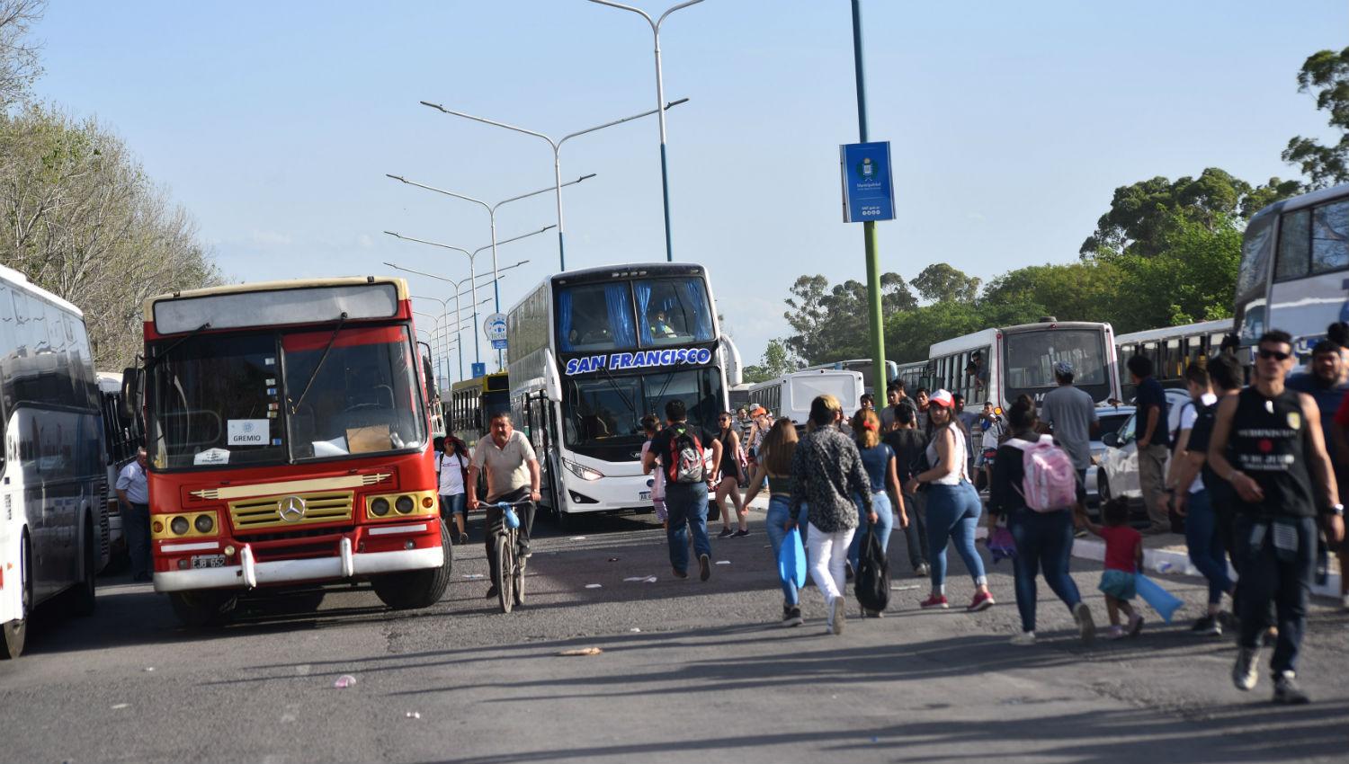 ¿Que pasó en el hipódromo? Todas las perlitas que dejó el acto peronista