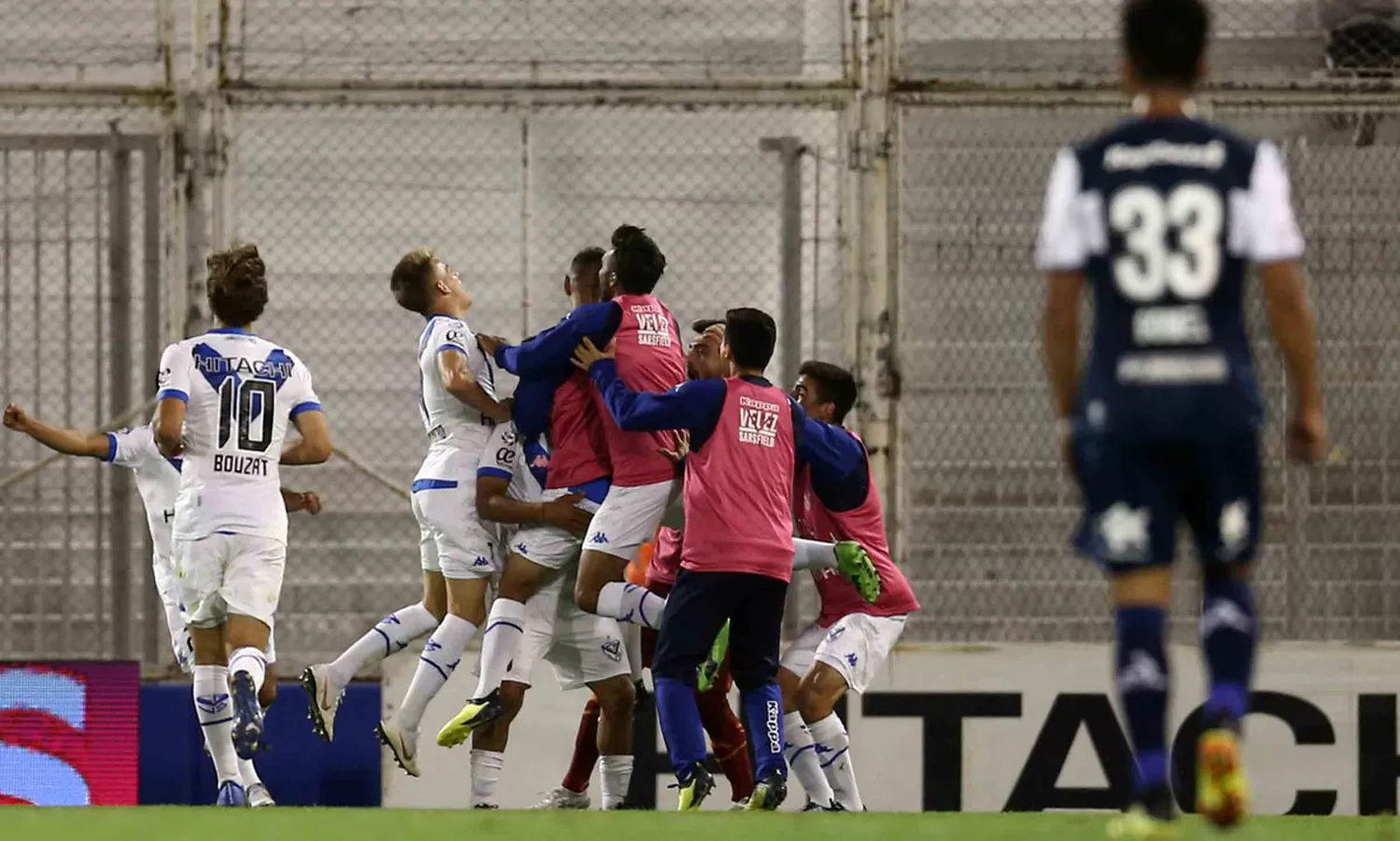 TRIUNFO EN LINIERS. Vélez venció a Gimnasia. 