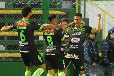 Defensa y Justicia venció a Talleres y da pelea en la Superliga