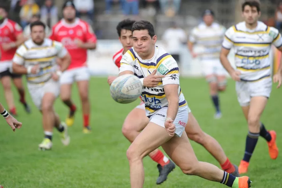 RACHA. Lawn Tennis ganó dos finales, pero necesita una más, ante Natación. LA GACETA / FOTO DE hector peralta (ARCHIVO)