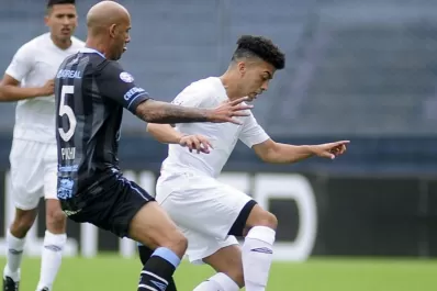 Atlético reaccionó al final y le empató a Estudiantes