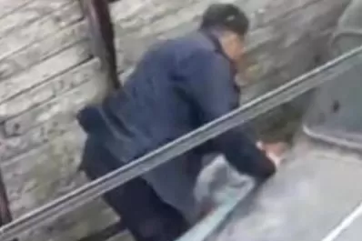 Video: desafectaron a los policías que golpearon salvajemente a un menor detenido