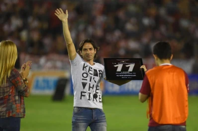 Una noche, Leone volvió a ser feliz en La Ciudadela