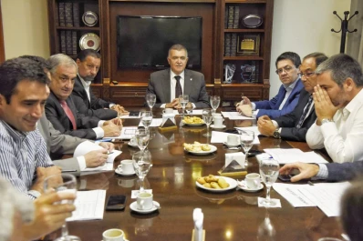 El oficialismo prepara una megasesión con asuntos fiscales y electorales