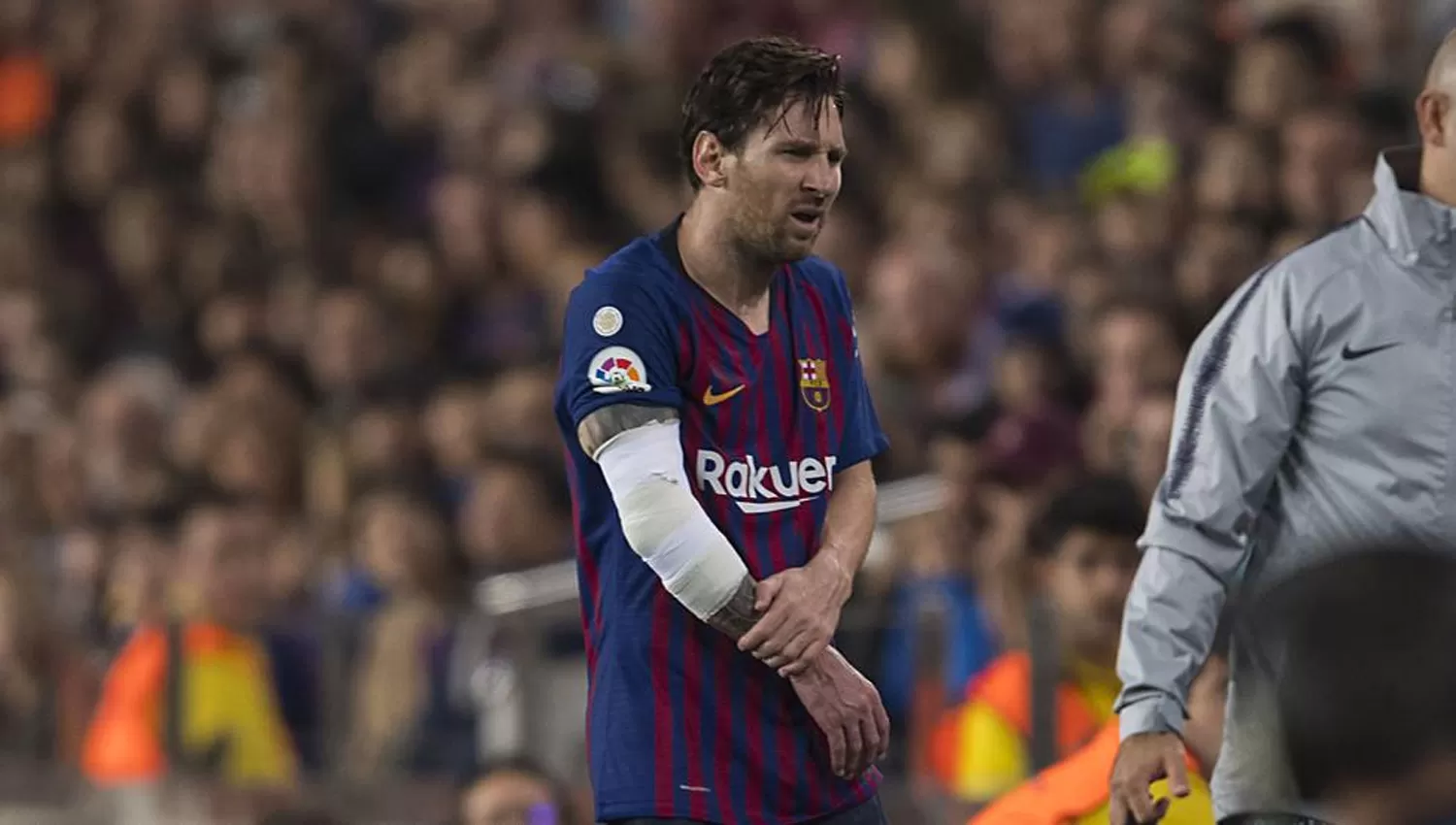 LIONEL MESSI. El astro se golpeó durante un partido contra el Inter.