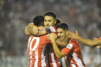 Franco Costa, un “bajito” que se acostumbró a agrandarse en las paradas difíciles