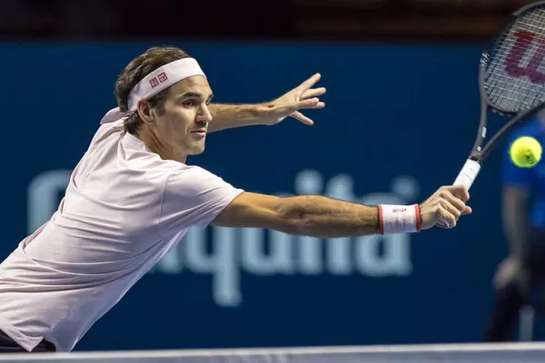 Federer ganó en Basilea y ya está en octavos de final