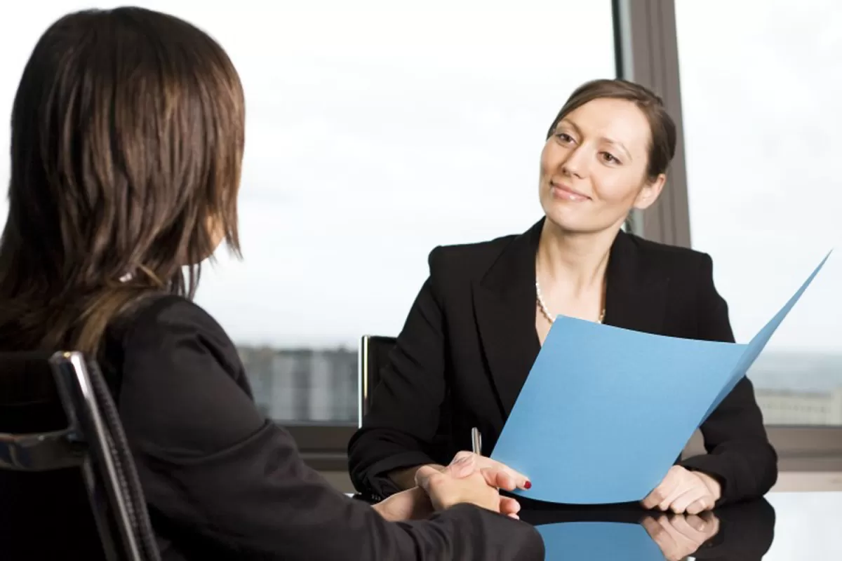 Antes de ir a una entrevista, se interiorizan sobre la empresa