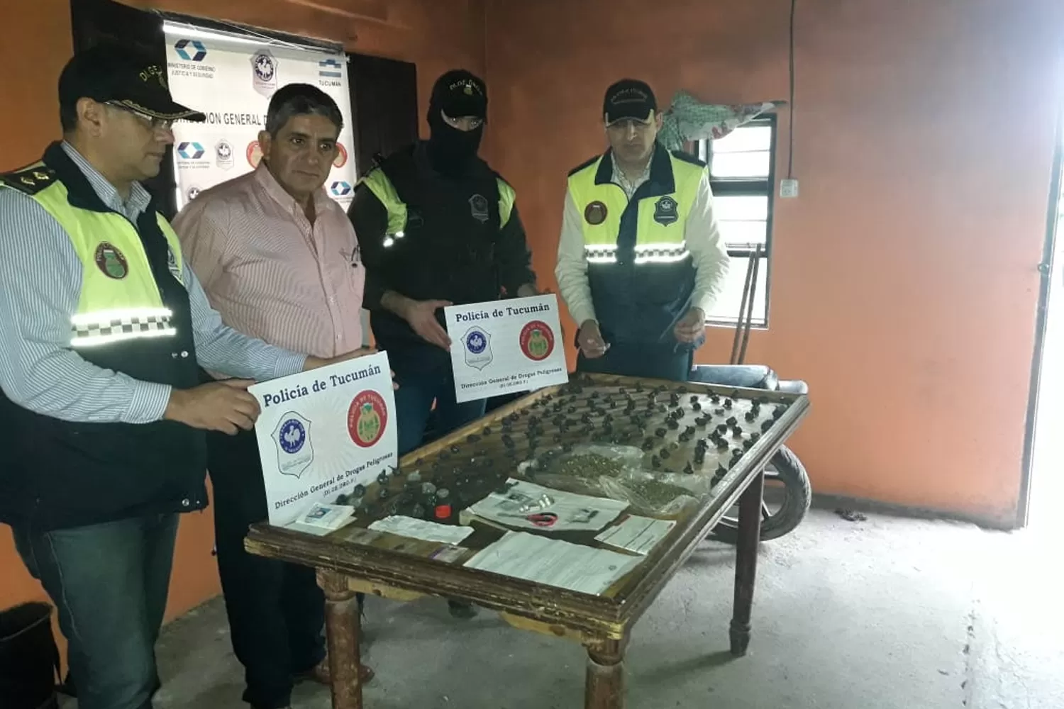 NARCOTRÁFICO. Se desarticuló un kiosco de droga en Bella Vista.