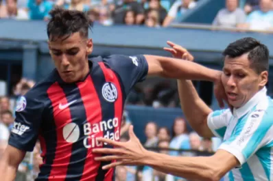 Racing lo dio vuelta y derrotó a San Lorenzo en Avellaneda