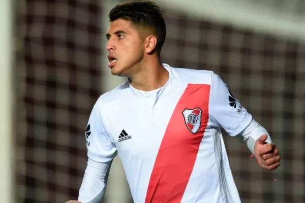 El representante del tucumano Palacios desmintió una oferta de Real Madrid