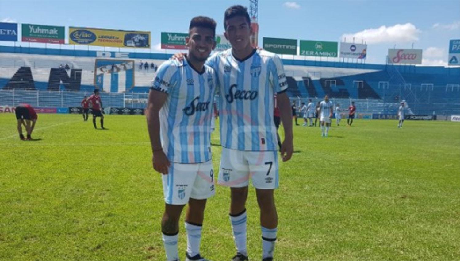 Kaprof y Cuello, los goleadores del 