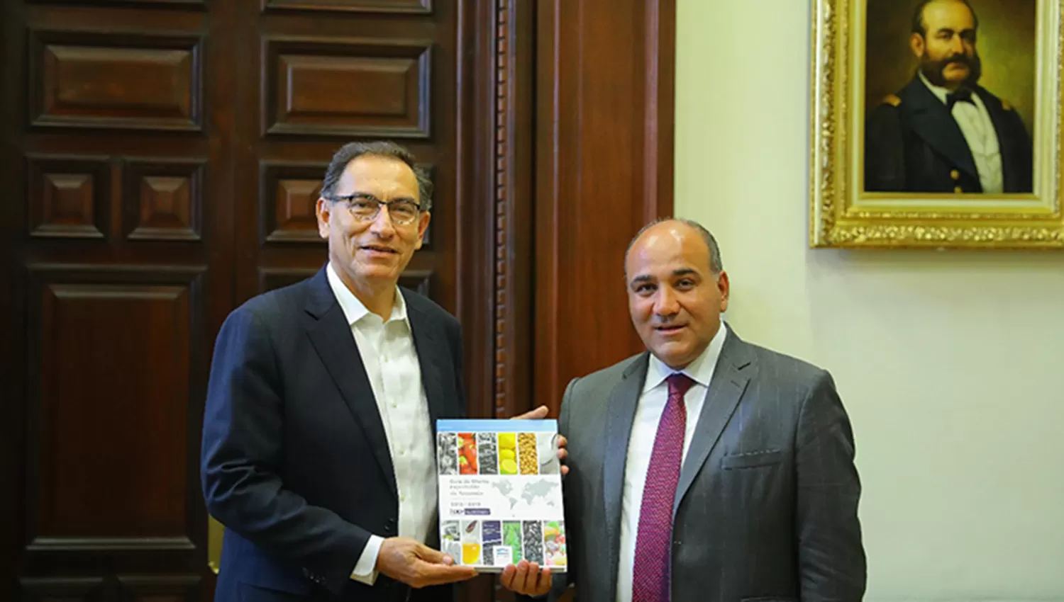 Manzur y Vizcarra durante el encuentro en la capital peruana. FOTO PRENSA DE GOBIERNO