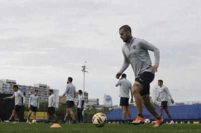 “Wanchope” o Benedetto, la duda de Guillermo