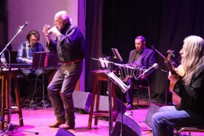 Teatro, música de todo tipo y propuestas para ir a bailar en la agenda de hoy
