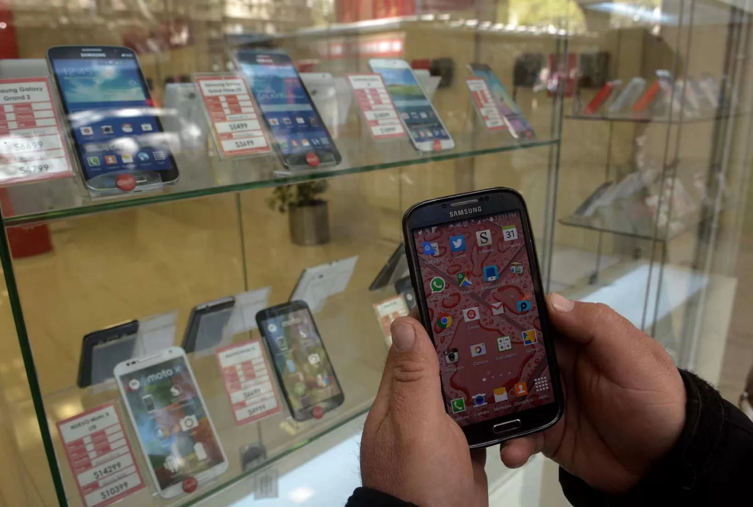 La venta de celulares cayó un 6% a nivel mundial en los últimos tres meses