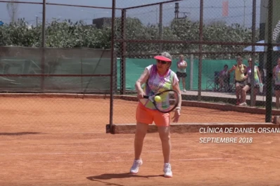 La historia de Lucy, la tucumana de 91 que sigue brillando en las canchas de tenis