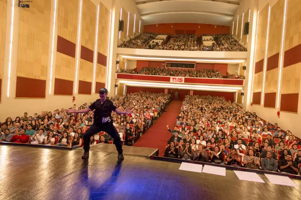 A SALA LLENA. Miguel Martín volverá como el Oficial Gordillo al teatro Mercedes Sosa, donde estuvo en mayo.  