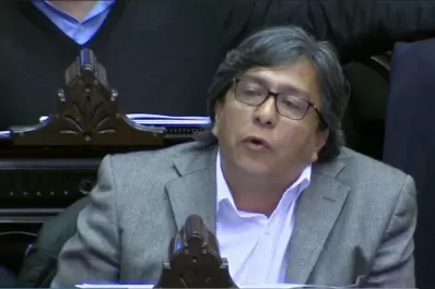 Yedlin y Orellana dieron un aval implícito al ajuste, criticó Santillán