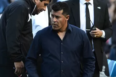 Almirón dirigirá la primera práctica en San Lorenzo y firmará el contrato