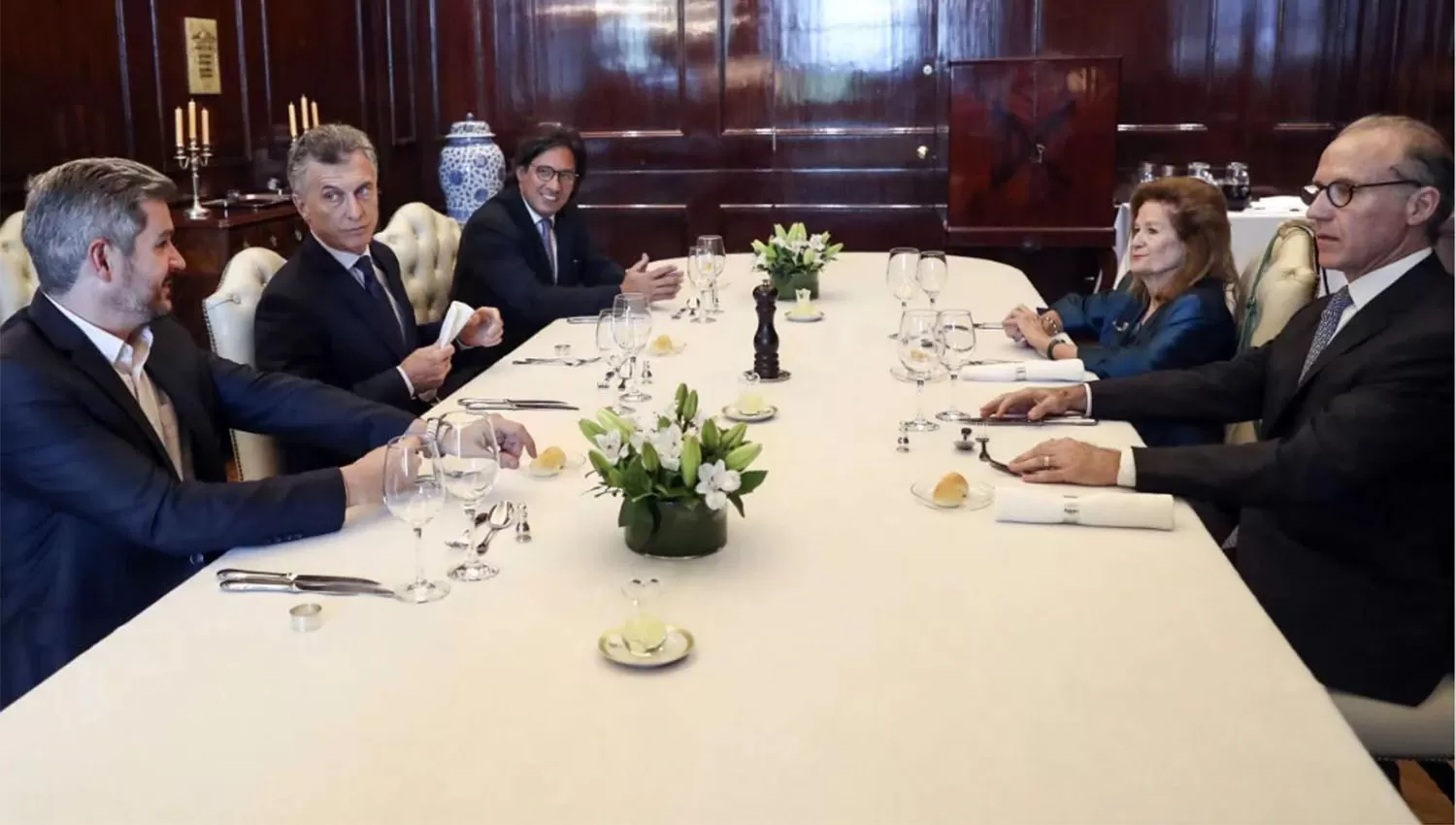 ENCUENTRO. Peña, Macri y Garavano en el almuerzo con Rosenkrantz y Highton de Nolasco.