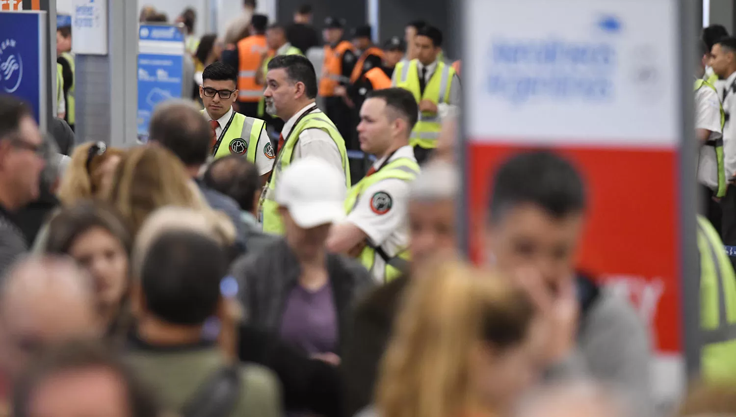 La protesta empezó esta mañana y no se sabe cuándo finalizará. TÉLAM