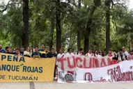 El superclásico comenzó a jugarse en la plaza Urquiza