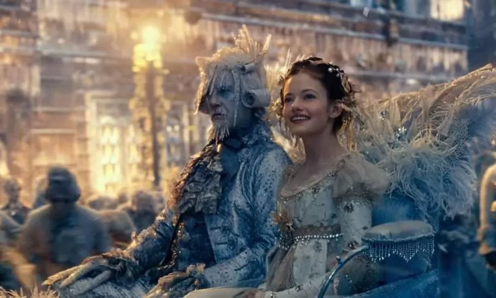  EL CASCANUECES Y LOS CUATRO REINOS