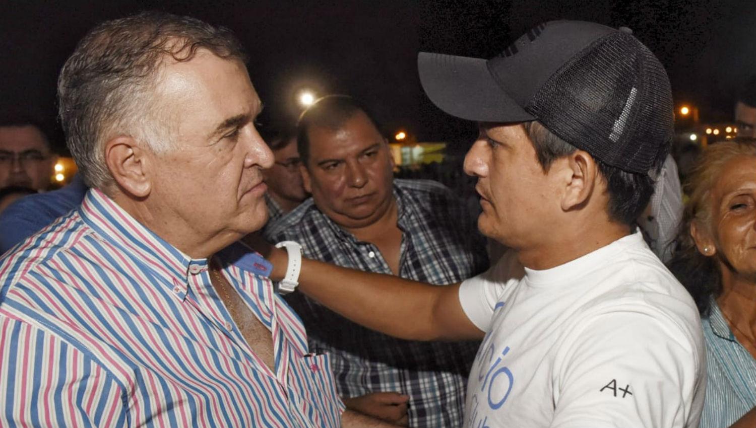 El  Pulguita también juega en la política: gambeteó a Alperovich y se mostró junto a Jaldo