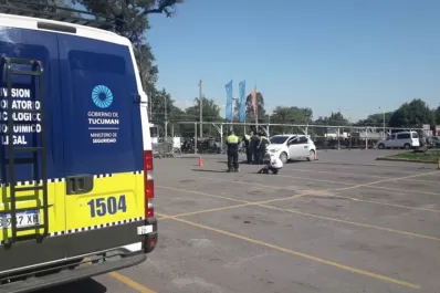 Usaban inhibidores de alarmas para abrir autos en El Portal y fueron aprehendidos