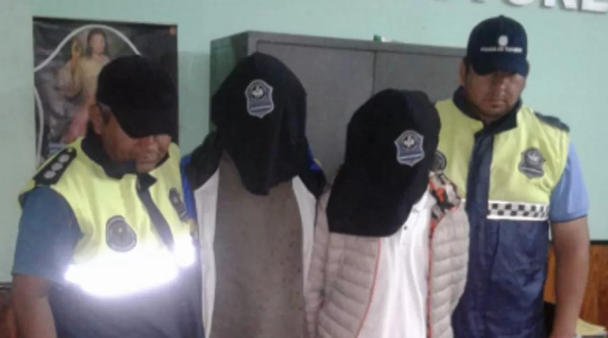 En menos de una hora, concretaron dos arrebatos 